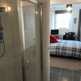 Hideaway - Shower and Bed